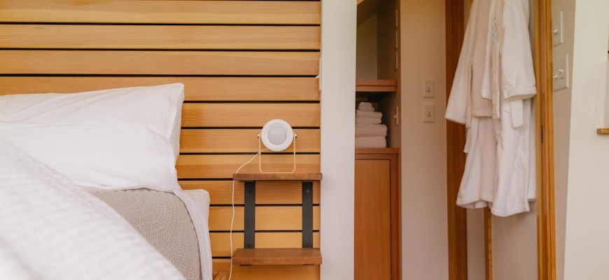 Home automation: Smart devices for increased comfort and safety